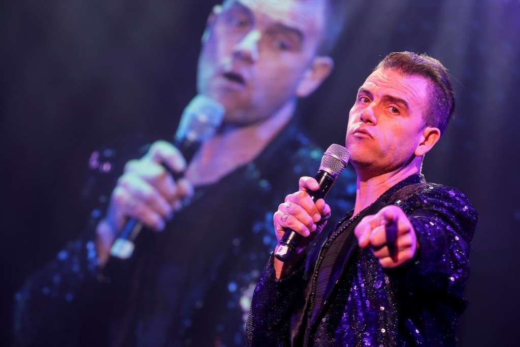 estrel robbiewilliams mattbyrne029 web
